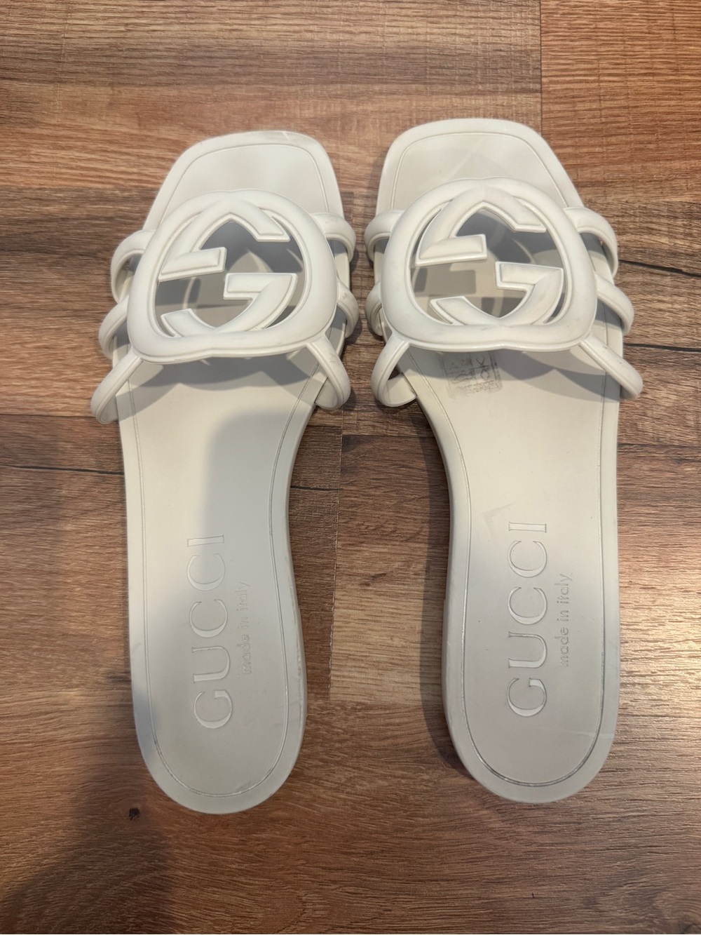 Gucci White Slide Sandals with Interlocking G